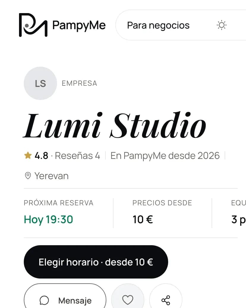 Página pública del negocio en un teléfono